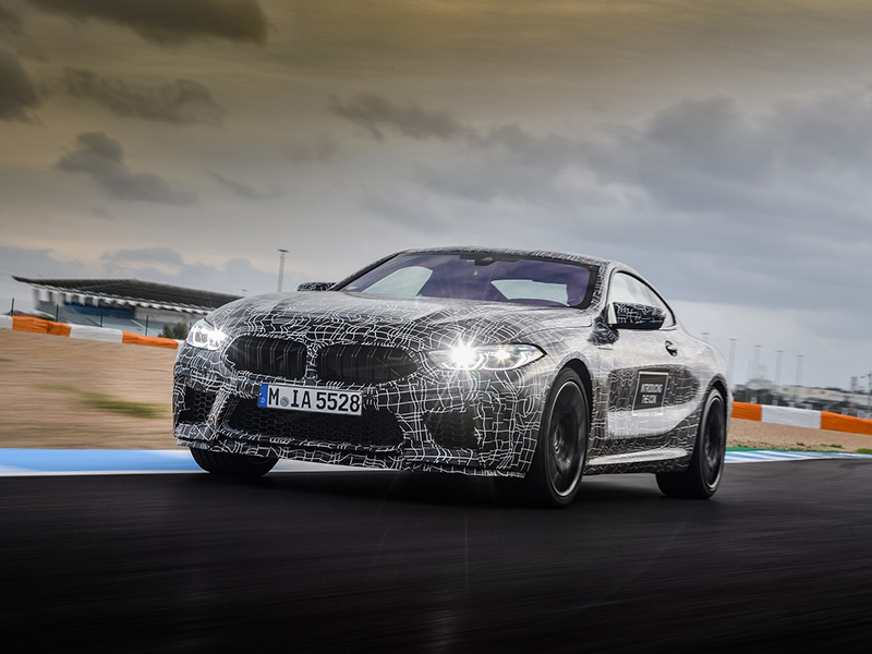 محبو السرعة والأناقة على موعد مع سيارة BMW M8 الجديدة كلياً